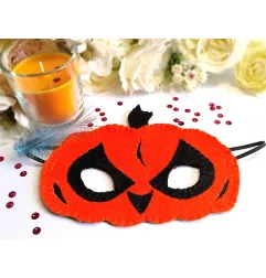 angry-pumpkin-mask-ditte-mp40