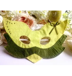 Bird mask with decoration Ditte