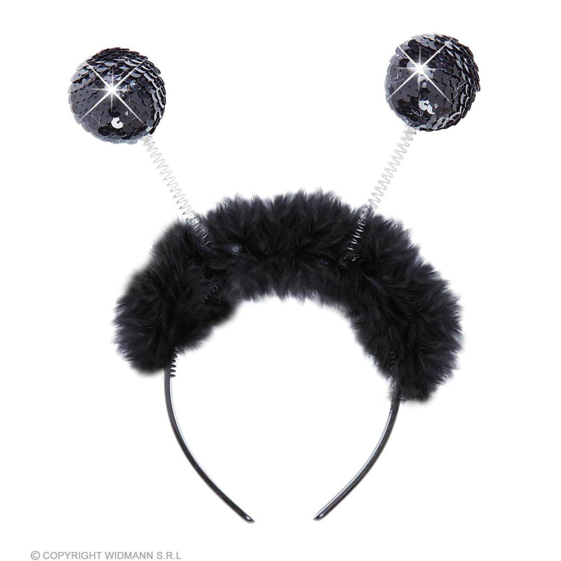 Insect's antennae black